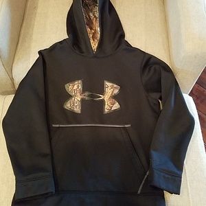 GUC Under Armour Hooded Sweatshirt YSM